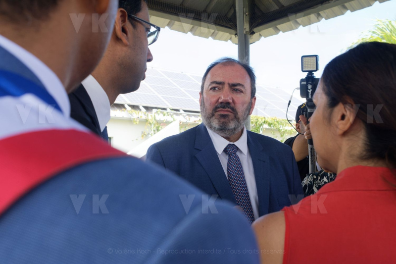 Francois BRAUN, ministre de la sante,  en deplacement a La Reunion