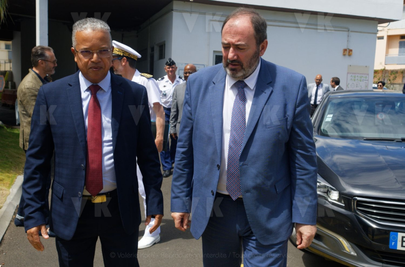 Francois BRAUN, ministre de la sante,  en deplacement a La Reunion