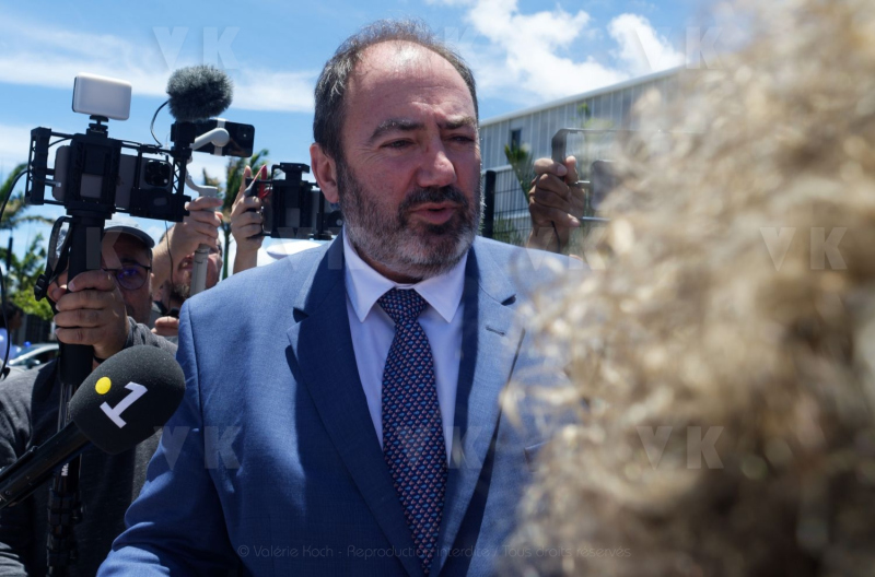 Francois BRAUN, ministre de la sante,  en deplacement a La Reunion