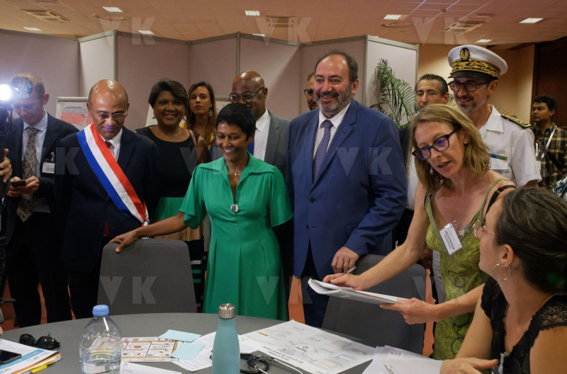 Francois BRAUN, ministre de la sante,  en deplacement a La Reunion