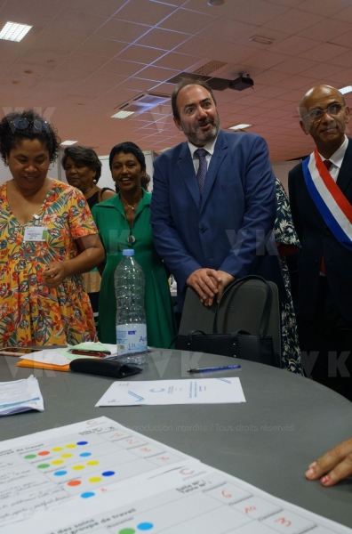 Francois BRAUN, ministre de la sante,  en deplacement a La Reunion