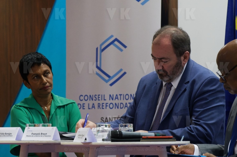 Francois BRAUN, ministre de la sante,  en deplacement a La Reunion