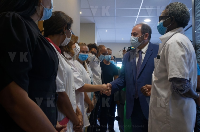 Francois BRAUN, ministre de la sante,  en deplacement a La Reunion