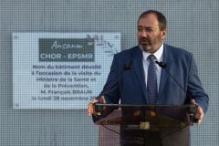 Francois BRAUN, ministre de la sante,  en deplacement a La Reunion