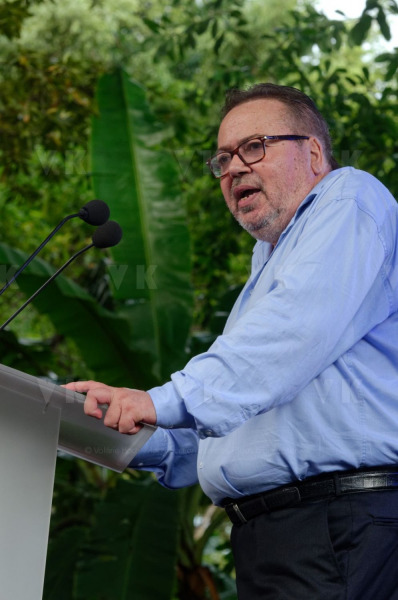 Francois Fillon a La Reunion