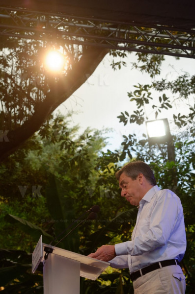 Francois Fillon a La Reunion