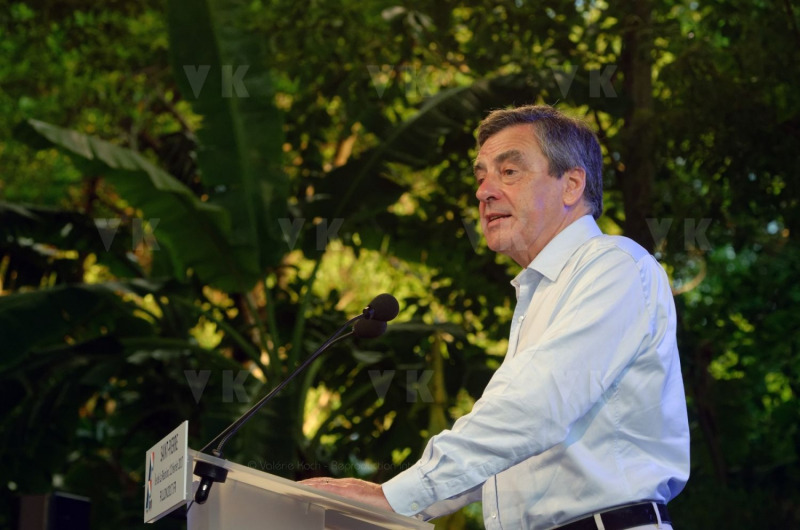 Francois Fillon a La Reunion
