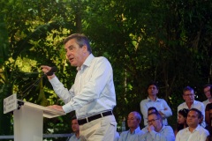 Francois Fillon a La Reunion