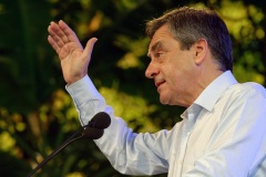 Francois Fillon a La Reunion