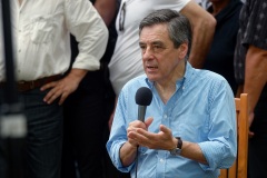 Francois Fillon a La Reunion