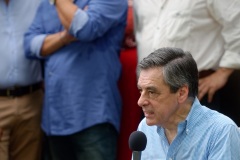 Francois Fillon a La Reunion