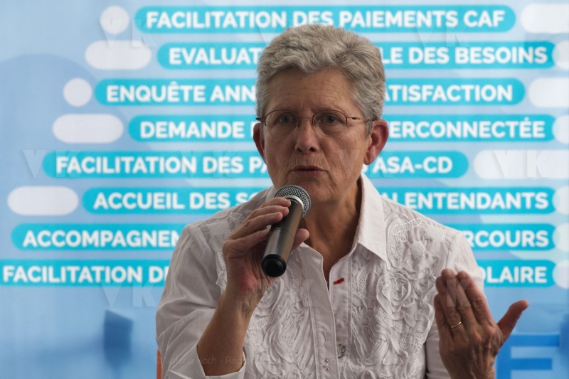 Deplacement Genevieve DARRIEUSSECQ a la Reunion