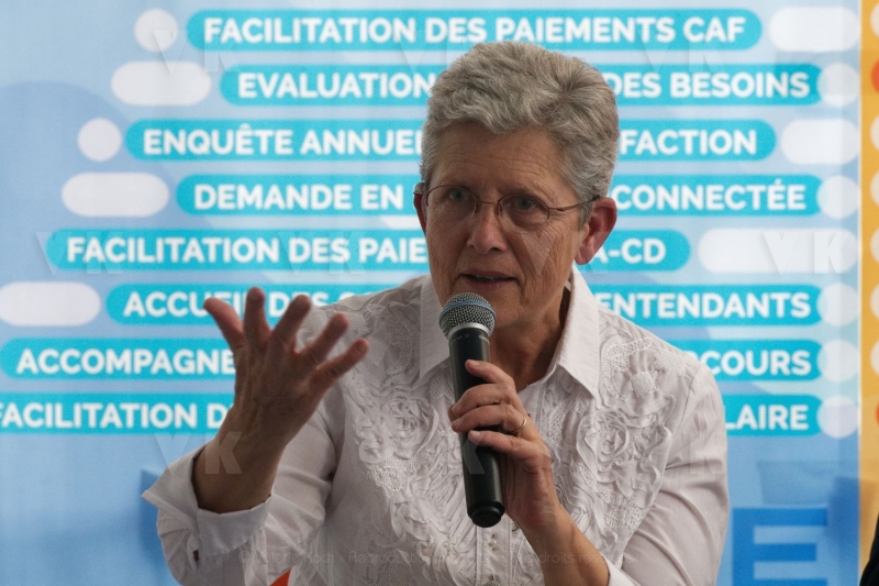 Deplacement Genevieve DARRIEUSSECQ a la Reunion