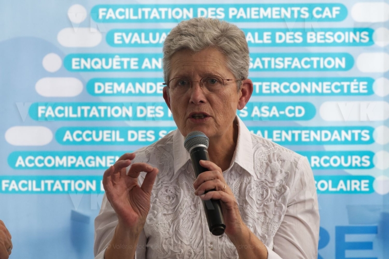 Deplacement Genevieve DARRIEUSSECQ a la Reunion
