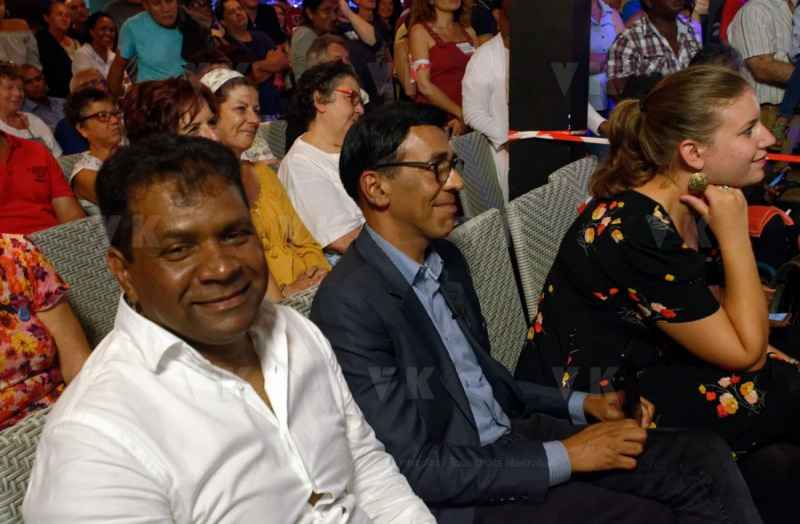 Jean-Luc Melenchon, chef de file de la France Insoumise, accompagne par les deputes Mathilde Panot et Daniele Obono, a tenu une reunion publique au restaurant La Cocoteraie a Saint-Andre, devant plus de 500 personnes et en presence des deputes reunionnais Jean-Hugues Ratenon et Younous Omarjee. Jean-Luc Melenchon, leader of France Insoumise, accompanied by the deputies Mathilde Panot and Daniele Obono, held a public meeting at the restaurant La Cocoteraie in Saint-Andre, in front of more than 500 people and with the deputies Jean- Hugues Ratenon and Younous Omarjee from La Reunion.