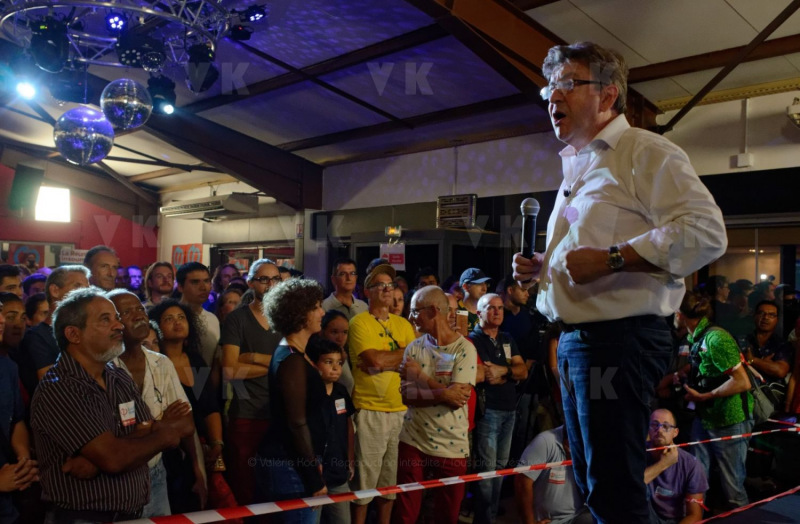 Jean-Luc Melenchon, chef de file de la France Insoumise, accompagne par les deputes Mathilde Panot et Daniele Obono, a tenu une reunion publique au restaurant La Cocoteraie a Saint-Andre, devant plus de 500 personnes et en presence des deputes reunionnais Jean-Hugues Ratenon et Younous Omarjee. Jean-Luc Melenchon, leader of France Insoumise, accompanied by the deputies Mathilde Panot and Daniele Obono, held a public meeting at the restaurant La Cocoteraie in Saint-Andre, in front of more than 500 people and with the deputies Jean- Hugues Ratenon and Younous Omarjee from La Reunion.