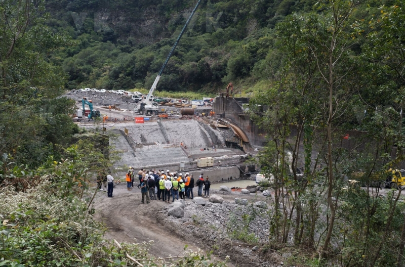 Chantier du barrage du Bras de la Plaine, avec Berangere Abba, secretaire d'Etat chargee de la biodiversite aupres de la ministre de la transition ecologique. Bras de la Plaine dam construction site, with Berangere Abba, State Secretary in charge of biodiversity with the Minister of Ecological Transition
