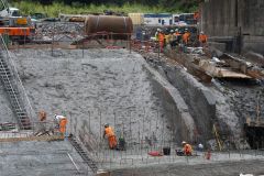 Chantier du barrage du Bras de la Plaine, avec Berangere Abba, secretaire d'Etat chargee de la biodiversite aupres de la ministre de la transition ecologique. Bras de la Plaine dam construction site, with Berangere Abba, State Secretary in charge of biodiversity with the Minister of Ecological Transition