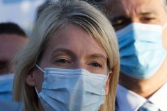 La biodiversite de La Reunion au programme de Sebastien Lecornu et Berangere Abba. The biodiversity of La Reunion on the program of Sebastien Lecornu and Berangere Abba