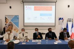 Rentre scolaire a La Reunion pour le ministre de l'Outremer Sebastien Lecornu - Back to school in La Reunion for French overseas minister Sebastien Lecornu