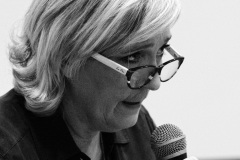 Conference de presse de Marine Le Pen a La Reunion
