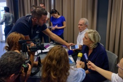 Conference de presse de Marine Le Pen a La Reunion