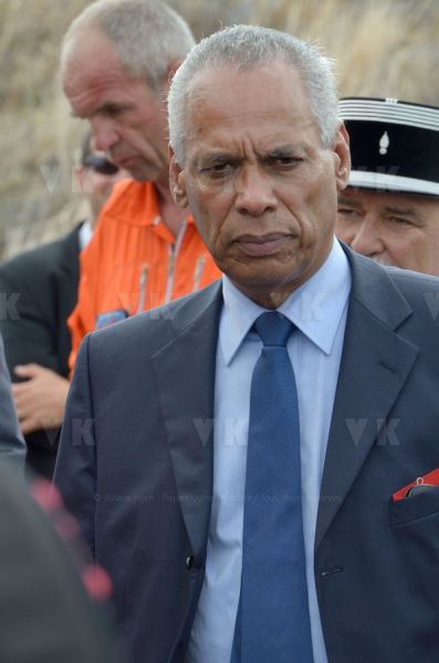 National capacity Securite Civile - Fight against forest fires at Pierrefonds Airport..Presentation of the plan to restore forests destroyed and the material (Pelicandrome, Dash8, vehicles), with Mr. Victorin Lurel, french Minister of ultramarine, and local authorities.