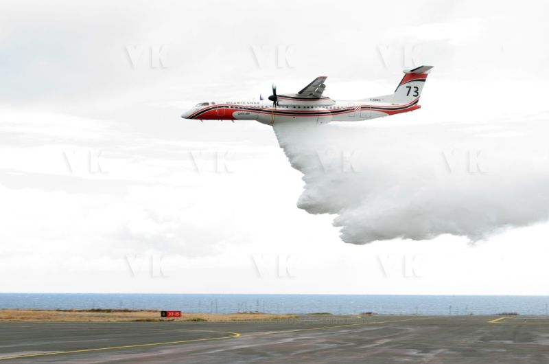 National capacity Securite Civile - Fight against forest fires at Pierrefonds Airport..Presentation of the plan to restore forests destroyed and the material (Pelicandrome, Dash8, vehicles).