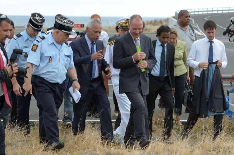National capacity Securite Civile - Fight against forest fires at Pierrefonds Airport..Presentation of the plan to restore forests destroyed and the material (Pelicandrome, Dash8, vehicles), with Mr. Victorin Lurel, french Minister of ultramarine, and local authorities.
