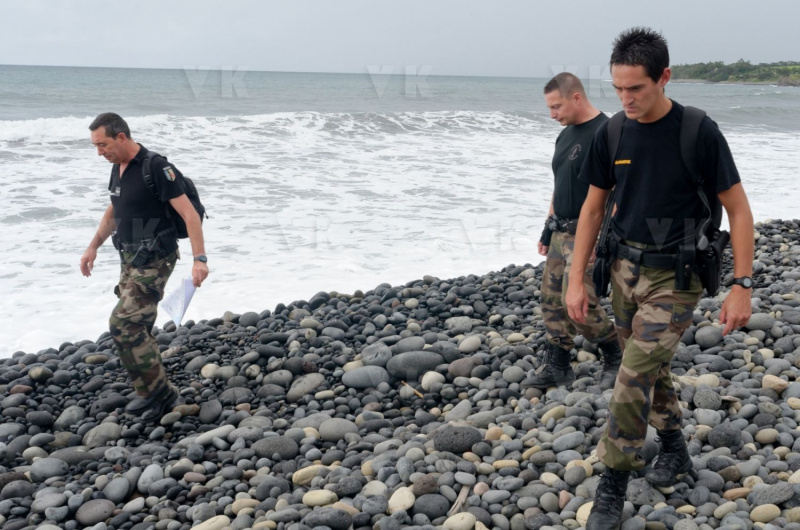 Vol MH370 : patrouilles a pied de gendarmerie pour les recherche de debris | 08-2015