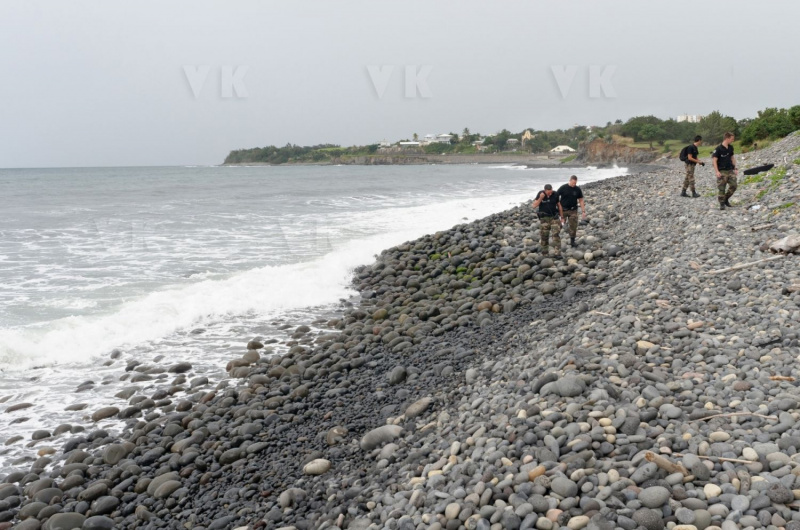 Vol MH370 : patrouilles a pied de gendarmerie pour les recherche de debris | 08-2015