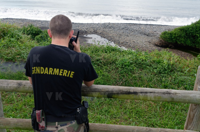 Vol MH370 : patrouilles a pied de gendarmerie pour les recherche de debris | 08-2015