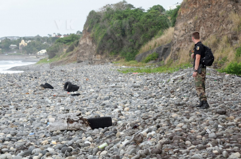 Vol MH370 : patrouilles a pied de gendarmerie pour les recherche de debris | 08-2015