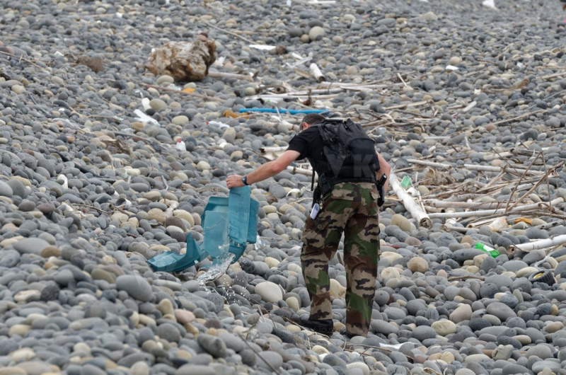 Vol MH370 : patrouilles a pied de gendarmerie pour les recherche de debris | 08-2015