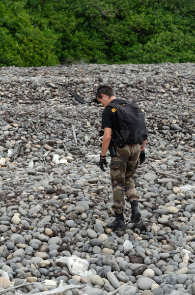 Vol MH370 : patrouilles a pied de gendarmerie pour les recherche de debris | 08-2015