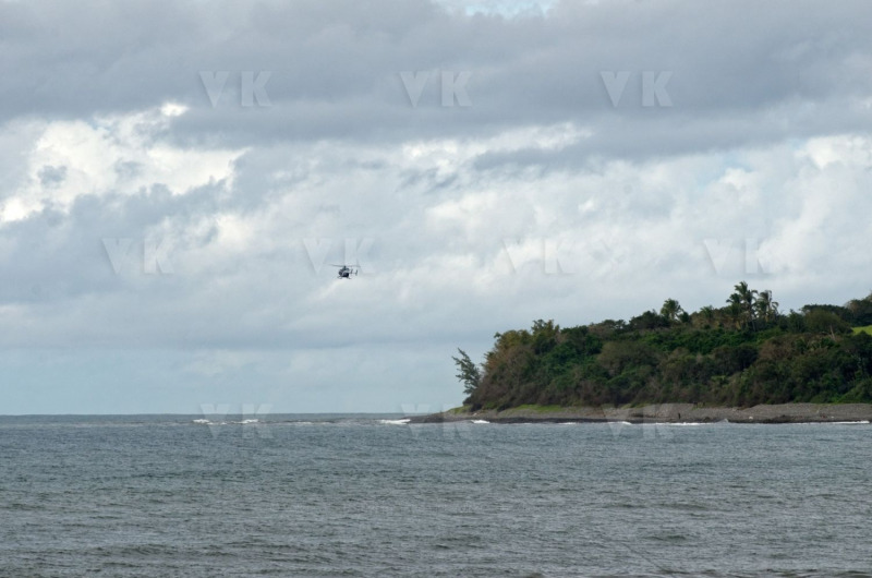 Vol MH370 : patrouilles a pied de gendarmerie pour les recherche de debris | 08-2015