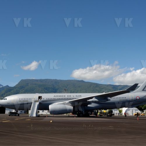Le nouveau ravitailleur MRTT Phenix et deux Rafale de l'Armee de l'Air a La Reunion © Valérie Koch - Reproduction interdite / Tous droits réservés