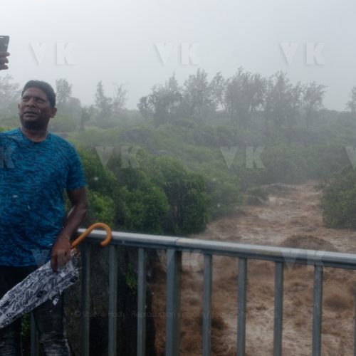 Forte tempete tropicale Berguitta © Valérie Koch - Reproduction interdite / Tous droits réservés