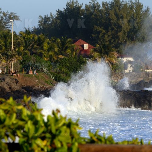 Train de houle a La Reunion © Valérie Koch - Reproduction interdite / Tous droits réservés