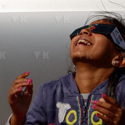 Observation de l'éclipse annulaire © Valérie Koch - Reproduction interdite / Tous droits réservés