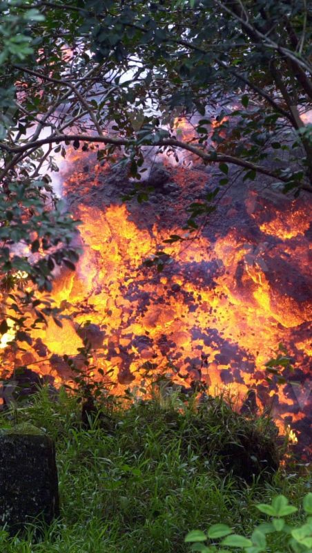 Eruption Piton de La Fournaise 2001 © Valérie Koch - Reproduction interdite / Tous droits réservés