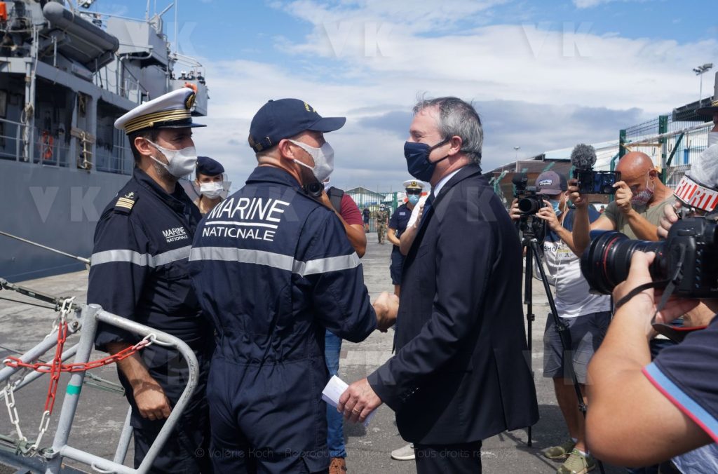 Arrivee Kevin Escoffier a La Reunion - Arrival Kevin Escoffier in La Reunion © Valérie Koch - Reproduction interdite / Tous droits réservés