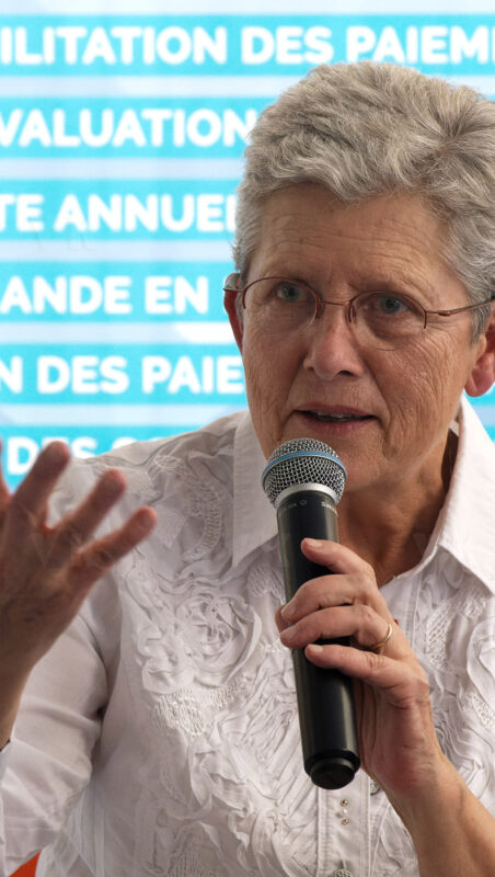 Deplacement Genevieve DARRIEUSSECQ a la Reunion © Valérie Koch - Reproduction interdite / Tous droits réservés